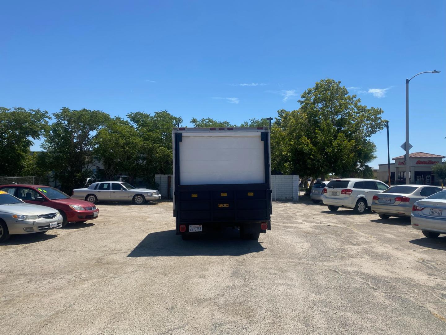 1988 GMC R3500 High Sierra 2WD (1GDHR34K4JJ) with an 5.7L V8 OHV 16V engine, located at 44356 Date Ave., Lancaster, CA, 93534, (661) 945-6555, 34.688919, -118.139374- Photo#2