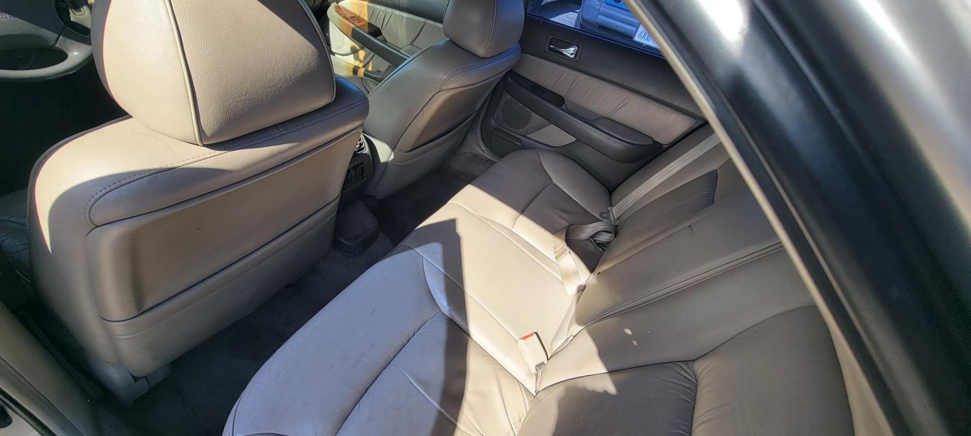 1997 /GRAY Acura RL 3.5RL (JH4KA9658VC) with an 3.5L V6 SOHC 24V engine, 4-Speed Automatic Overdrive transmission, located at 44356 Date Ave., Lancaster, CA, 93534, (661) 945-6555, 34.688919, -118.139374- Photo#4