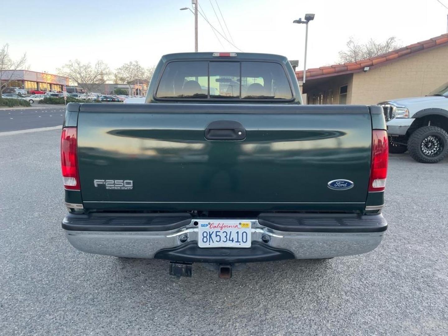 2001 Dark Highland Green Clearcoat Metallic Ford F-250 Super Duty XLT (1FTNW21F21E) with an Power Stroke 7.3L Diesel Turbo V8 250hp 505ft. lbs. Other engine, 4-Speed Automatic transmission, located at 800 Riverside Ave, Roseville, CA, 95678, 916-773-4549 & Toll Free: 866-719-4393, 38.732265, -121.291039 - 7.3 DIESEL CREW CAB 4X4 OFF ROAD XLT LOW MILES CLEAN CARFAX - Photo#8