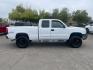 2003 Summit White/Light Pewter Metallic Chevrolet Silverado 1500 LS (1GCEK19V93E) with an 4.8L V8 270hp 285ft. lbs. Other engine, 4-Speed Automatic transmission, located at 800 Riverside Ave, Roseville, CA, 95678, 916-773-4549 & Toll Free: 866-719-4393, 38.732265, -121.291039 - 4X4 EXTENDED CAB LS LOW MILES CLEAN CARFAX - Photo#5