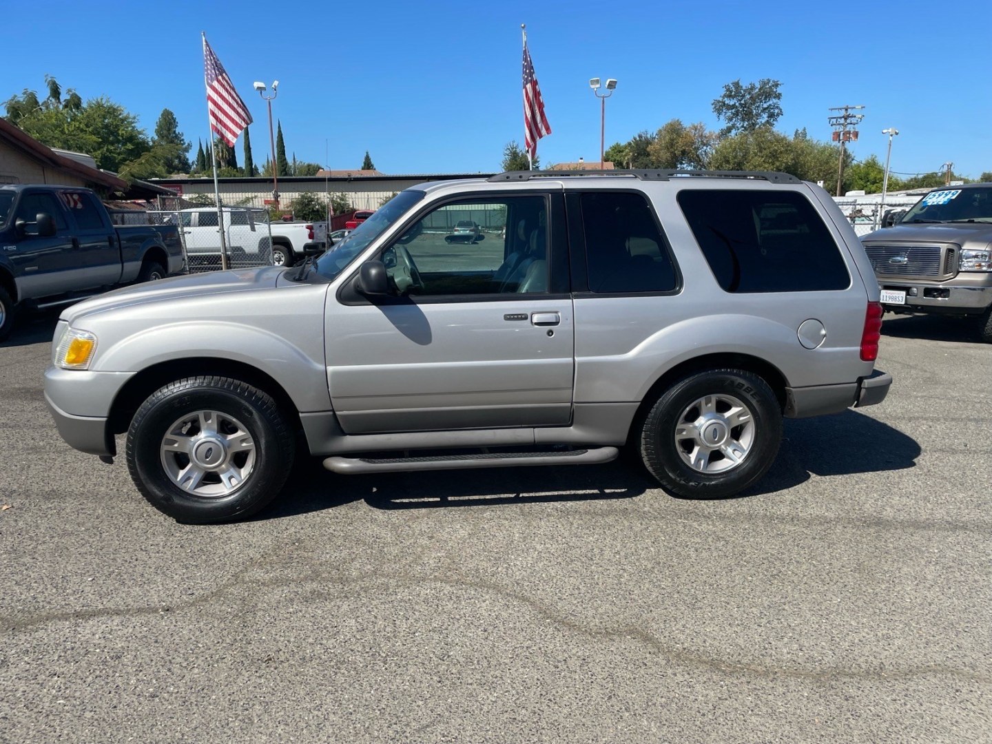 2003 Silver Ford Explorer Sport XLT (1FMZU70E53U) with an 4.0L 4.0L V6 203hp 237ft. lbs. Other engine, 5-Speed Automatic transmission, located at 800 Riverside Ave, Roseville, CA, 95678, 916-773-4549 & Toll Free: 866-719-4393, 38.732265, -121.291039 - 4X4 SPORT XLT 90K MILES SERVICE RECORDS ON CLEAN CARFAX- Photo#4