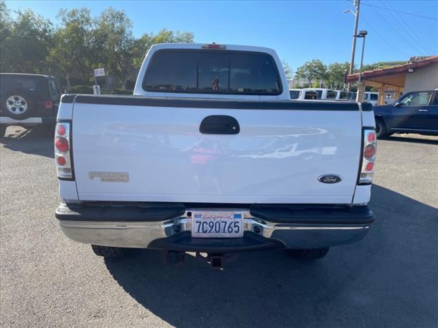 2003 Oxford White Ford F-250 Super Duty XLT (1FTNW21P53E) with an Power Stroke 6.0L Diesel Turbo V8 325hp 560ft. lbs. Other engine, 5-Speed Automatic transmission, located at 800 Riverside Ave, Roseville, CA, 95678, 916-773-4549 & Toll Free: 866-719-4393, 38.732265, -121.291039 - DIESEL CREW CAB 4X4 XLT DVD LIFTED NEW EGR AND OIL COOLER NEW HIGH PRESSURE OIL PUMP SERVICE RECORDS ON CLEAN CARFAX - Photo#8