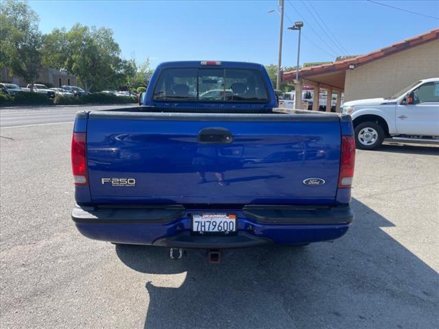 2003 Sonic Blue Metallic Ford F-250 Super Duty XLT (1FTNX21P33E) with an 6.0L Power Stroke 6.0L Diesel Other engine, 5-Speed Automatic transmission, located at 800 Riverside Ave, Roseville, CA, 95678, 916-773-4549 & Toll Free: 866-719-4393, 38.732265, -121.291039 - DIESEL SUPER CAB 4X4 XLT SPORT SERVICE RECORDS ONE OWNER CLEAN CARFAX - Photo#8
