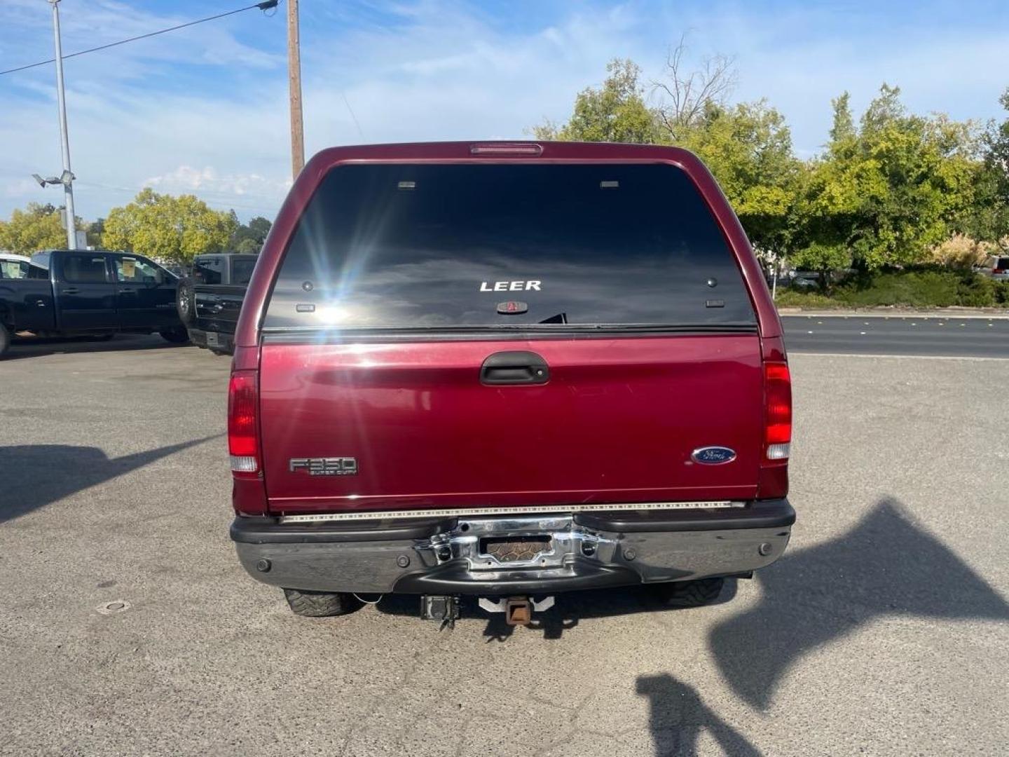2004 Dark Toreador Red Clearcoat Ford F-350 Super Duty XLT (1FTSW31P44E) with an Power Stroke 6.0L Diesel Turbo V8 325hp 560ft. lbs. Other engine, 5-Speed Automatic transmission, located at 800 Riverside Ave, Roseville, CA, 95678, 916-773-4549 & Toll Free: 866-719-4393, 38.732265, -121.291039 - DIESEL CREW CAB 4X4 XLT LOW MILES ONE OWNER - Photo#9