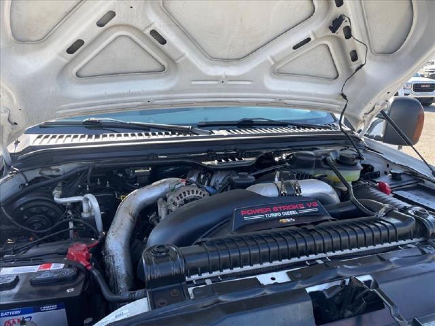 2004 Oxford White Clearcoat Ford F-250 Super Duty XLT (1FTNW21P04E) with an Power Stroke 6.0L Diesel Other engine, 5-Speed Automatic transmission, located at 800 Riverside Ave, Roseville, CA, 95678, 916-773-4549 & Toll Free: 866-719-4393, 38.732265, -121.291039 - DIESEL CREW CAB 4X4 XLT LOW MILES NEW TIRES LIFTED CLEAN CARFAX - Photo#14
