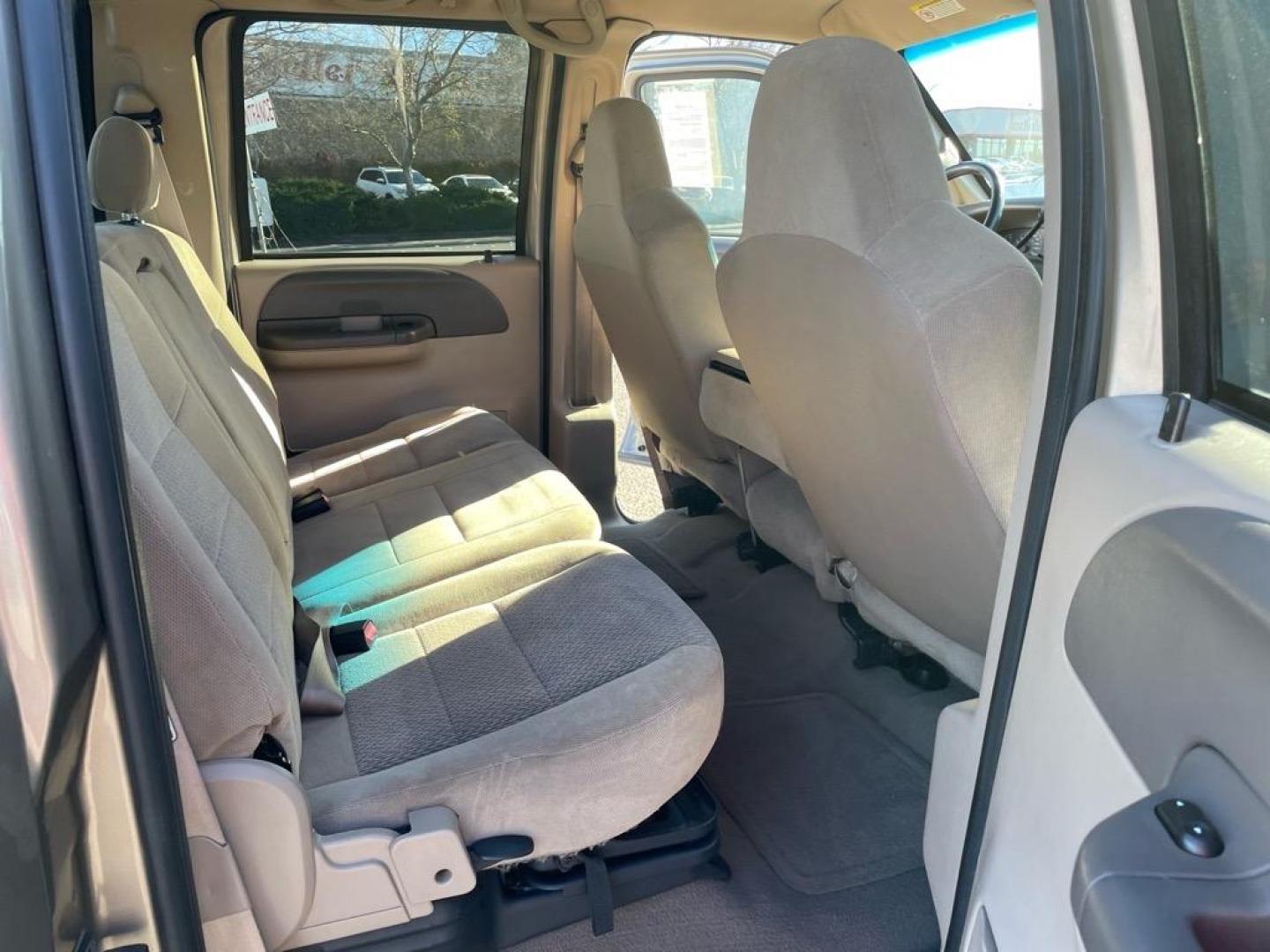 2004 Arizona Beige Clearcoat Metallic Ford F-250 Super Duty XLT (1FTNW21P04E) with an Power Stroke 6.0L Diesel Turbo V8 325hp 560ft. lbs. Other engine, 5-Speed Automatic transmission, located at 800 Riverside Ave, Roseville, CA, 95678, 916-773-4549 & Toll Free: 866-719-4393, 38.732265, -121.291039 - DIESEL CREW CAB 4X4 XLT LOW MILES SERVICE RECORDS - Photo#14