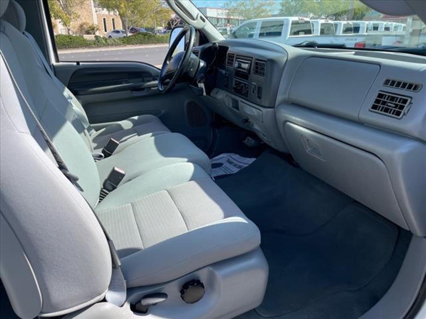 2004 Silver Clearcoat Metallic Ford F-350 Super Duty XLT (1FTSX31P84E) with an Power Stroke 6.0L Diesel Turbo V8 325hp 560ft. lbs. Other engine, 5-Speed Automatic transmission, located at 800 Riverside Ave, Roseville, CA, 95678, 916-773-4549 & Toll Free: 866-719-4393, 38.732265, -121.291039 - DIESEL SUPER CAB 4X4 FX4 XLT 91K MILES SERVICE RECORDS ONE OWNER CLEAN CARFAX - Photo#14