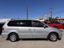 2004 Honda Odyssey EX w/ Leather and DVD (5FNRL18054B) with an 3.5L V6 SOHC 24V engine, 5-Speed Automatic Overdrive transmission, located at 44356 Date Ave., Lancaster, CA, 93534, (661) 945-6555, 34.688919, -118.139374- Photo#1