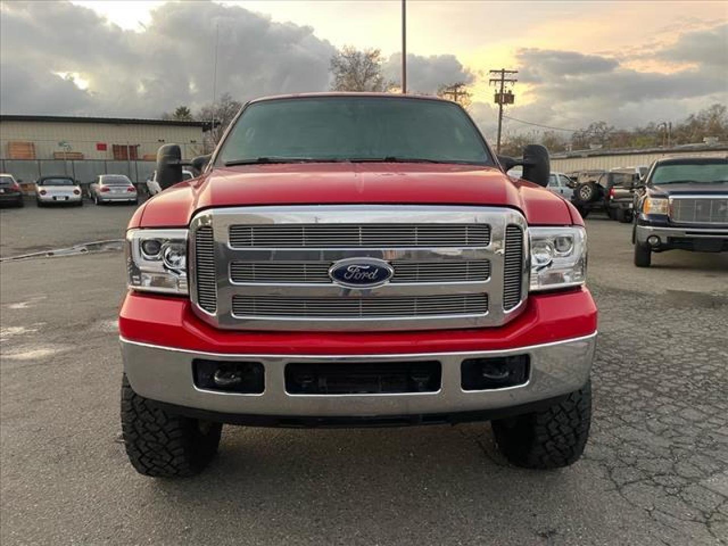2005 Red Clearcoat Ford F-250 Super Duty Lariat (1FTSW21P05E) with an 6.0L Power Stroke 6.0L Diesel Turbo V8 325hp 560ft. lbs. Direct Injection engine, 5-Speed Automatic transmission, located at 800 Riverside Ave, Roseville, CA, 95678, 916-773-4549 & Toll Free: 866-719-4393, 38.732265, -121.291039 - DIESEL CREW CAB 4X4 BULLET PROOF EGR COOLER HEADSTUDS NEW TIRES LIFTED - Photo#7
