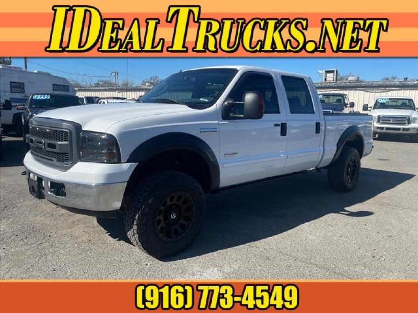 2005 Oxford White Clearcoat Ford F-250 Super Duty Lariat (1FTSW21PX5E) with an 6.0L Power Stroke 6.0L Diesel Turbo V8 325hp 560ft. lbs. Direct Injection engine, 5-Speed Automatic transmission, located at 800 Riverside Ave, Roseville, CA, 95678, 916-773-4549 & Toll Free: 866-719-4393, 38.732265, -121.291039 - DIESEL CREW CAB 4X4 FX4 LARIAT HEADSTUDS LIFTED AIR BAG SUSPENSION POWER RUNNING BOARDS CLEAN CARFAX - Photo#0