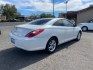 2005 White Toyota Camry Solara SE (4T1CE38P15U) with an 2.4L 2.4L I4 157hp 162ft. lbs. Other engine, 4-Speed Automatic transmission, located at 800 Riverside Ave, Roseville, CA, 95678, 916-773-4549 & Toll Free: 866-719-4393, 38.732265, -121.291039 - SE CLEAN CARFAX- Photo#3