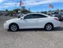 2005 White Toyota Camry Solara SE (4T1CE38P15U) with an 2.4L 2.4L I4 157hp 162ft. lbs. Other engine, 4-Speed Automatic transmission, located at 800 Riverside Ave, Roseville, CA, 95678, 916-773-4549 & Toll Free: 866-719-4393, 38.732265, -121.291039 - SE CLEAN CARFAX- Photo#4