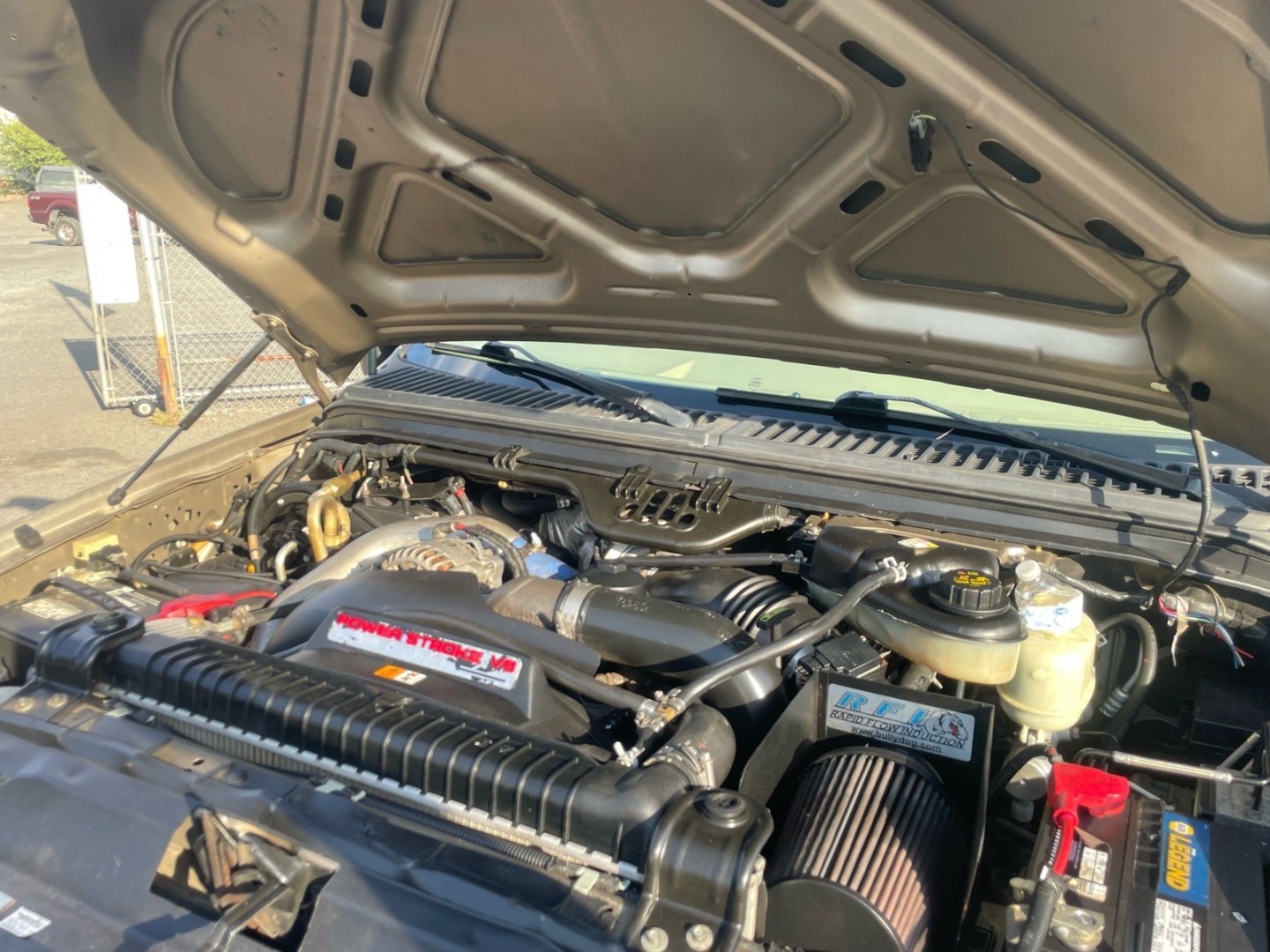 2006 Arizona Beige Clearcoat Metallic Ford F-250 Super Duty Lariat (1FTSW21P76E) with an 6.0L Power Stroke 6.0L Diesel Turbo V8 325hp 560ft. lbs. Direct Injection engine, 5-Speed Automatic transmission, located at 800 Riverside Ave, Roseville, CA, 95678, 916-773-4549 & Toll Free: 866-719-4393, 38.732265, -121.291039 - DIESEL CREW CAB 4X4 LARIAT MOON ROOF- Photo#15