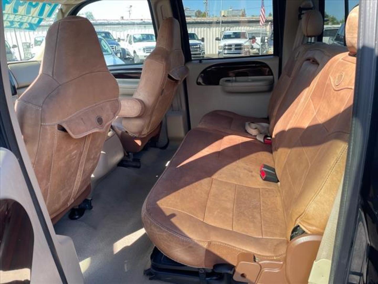 2006 Dark Green Satin Clearcoat Metallic Ford F-350 Super Duty King Ranch (1FTWW31P56E) with an 0.0 8 Cylinder Direct Injection engine, 5-Speed Automatic transmission, located at 800 Riverside Ave, Roseville, CA, 95678, 916-773-4549 & Toll Free: 866-719-4393, 38.732265, -121.291039 - DIESEL CREW CAB 4X4 FX4 KING RANCH LOW MILES - Photo#13