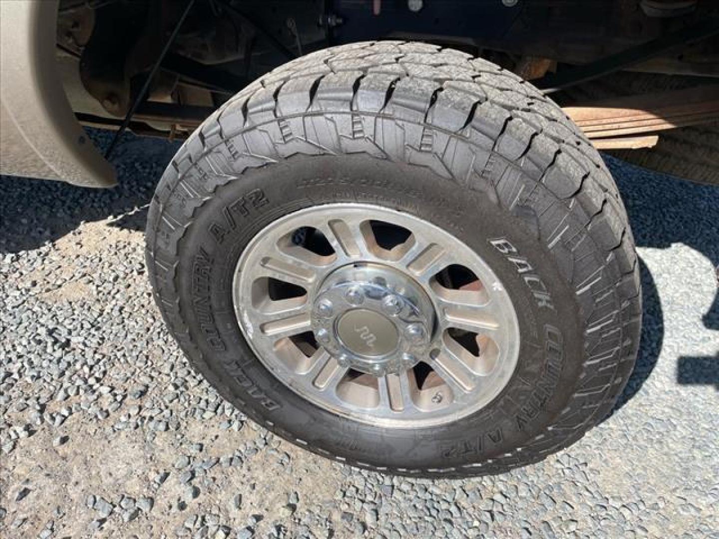 2006 Dark Green Satin Clearcoat Metallic Ford F-350 Super Duty King Ranch (1FTWW31P56E) with an 0.0 8 Cylinder Direct Injection engine, 5-Speed Automatic transmission, located at 800 Riverside Ave, Roseville, CA, 95678, 916-773-4549 & Toll Free: 866-719-4393, 38.732265, -121.291039 - DIESEL CREW CAB 4X4 FX4 KING RANCH LOW MILES - Photo#7