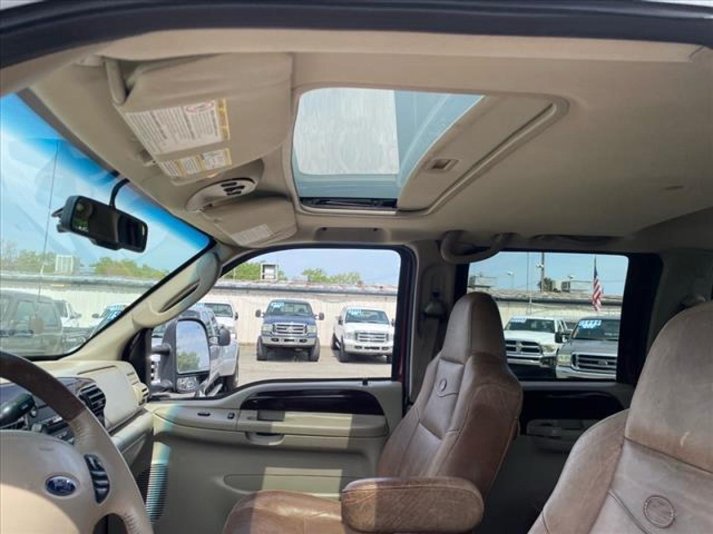 2006 Dark Toreador Red Clearcoat/Arizona Beige Clearcoa Ford F-350 Super Duty King Ranch (1FTWW31P26E) with an 0.0 8 Cylinder Direct Injection engine, 5-Speed Automatic transmission, located at 800 Riverside Ave, Roseville, CA, 95678, 916-773-4549 & Toll Free: 866-719-4393, 38.732265, -121.291039 - DIESEL CREW CAB 4X4 KING RANCH CLEAN CARFAX - Photo#11