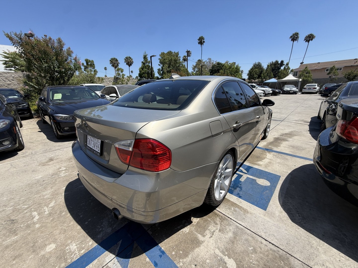 2007 Platinum Bronze Metallic /TAN BMW 3-Series 335i ALPINA TURBO (WBAVB73587V) with an 3.0L L6 DOHC 24V engine, Automatic w/Steptronic transmission, located at 30 S. Berkeley Avenue, Pasadena, CA, 91107, (626) 248-7567, 34.145447, -118.109398 - 2007 BMW 328xi Sedan – All-Wheel Drive Luxury – Buy Here Pay Here – $995 Down – Bad Credit OK – Crown City Motors – Pasadena, CA Looking for a dependable and sporty luxury sedan that delivers premium performance and style—without the premium price? Meet the 2007 BMW 328xi, now avail- Photo#21