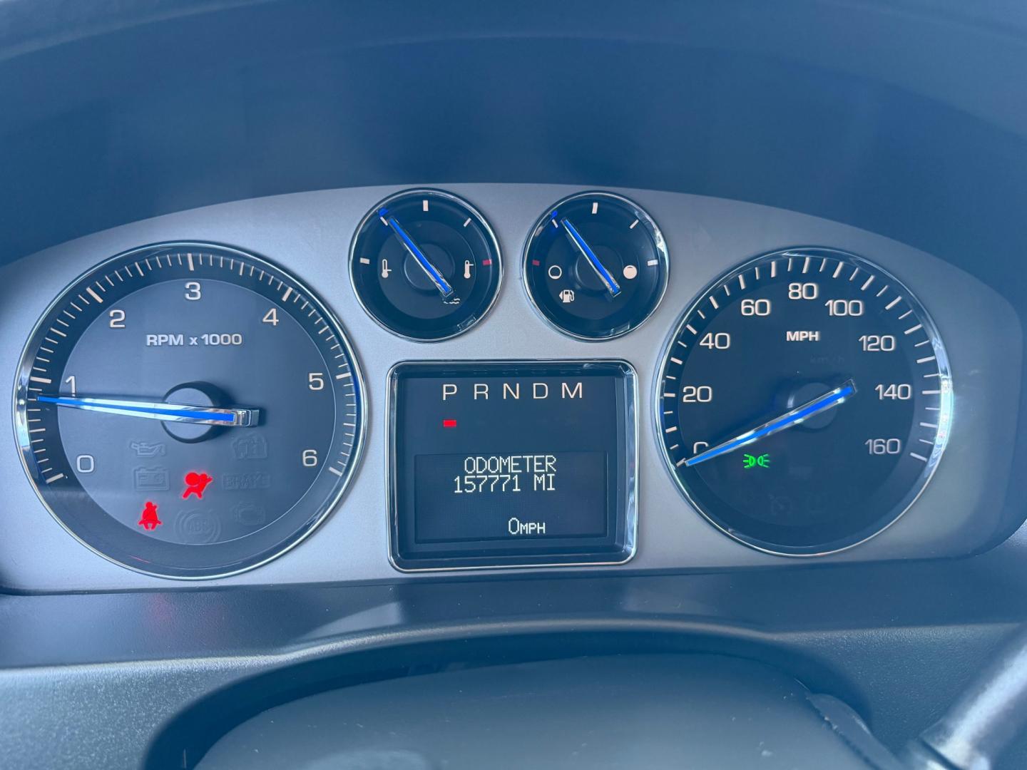 2007 Cadillac Escalade AWD (1GYFK63837R) with an 6.2L V8 OHV 16V engine, 6-Speed Automatic Overdrive transmission, located at 744 E Miner Ave, Stockton, CA, 95202, (209) 944-5770, 37.956863, -121.282082- Photo#13