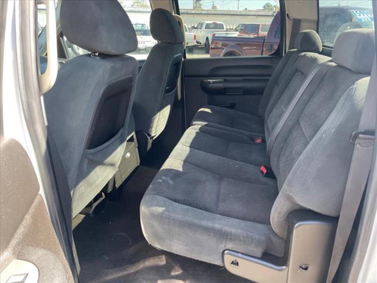 2007 Summit White Chevrolet Silverado 2500HD LT1 (1GCHC23617F) with an 6.6L Duramax 6.6L V8 Turbo 365hp 660ft. lbs. Direct Injection engine, Allison 1000 6-Speed Shiftable Automatic transmission, located at 800 Riverside Ave, Roseville, CA, 95678, 916-773-4549 & Toll Free: 866-719-4393, 38.732265, -121.291039 - DURAMAX DIESEL CREW CAB LT ALLISON TRANSMISSION SERVICE RECORDS ON CLEAN CARFAX - Photo#12