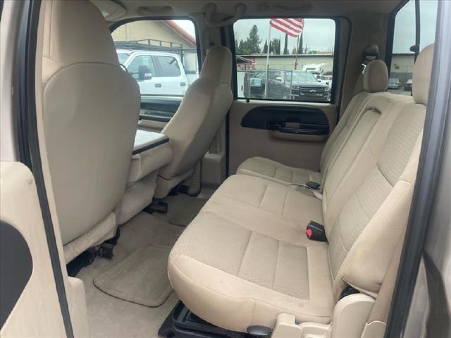 2007 Arizona Beige Clearcoat Metallic Ford F-250 Super Duty XLT (1FTSW21P97E) with an 6.0L 6.0L Turbo Diesel V8 OHV 32V Direct Injection engine, 5-Speed Automatic transmission, located at 800 Riverside Ave, Roseville, CA, 95678, 916-773-4549 & Toll Free: 866-719-4393, 38.732265, -121.291039 - DIESEL CREW CAB 4X4 FX4 XLT SERVICE RECORDS ON CLEAN CARFAX - Photo#11