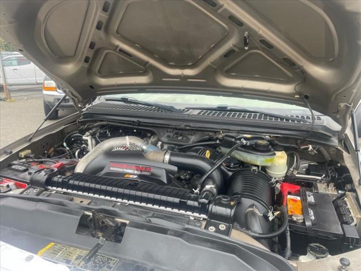 2007 Arizona Beige Clearcoat Metallic Ford F-250 Super Duty XLT (1FTSW21P97E) with an 6.0L 6.0L Turbo Diesel V8 OHV 32V Direct Injection engine, 5-Speed Automatic transmission, located at 800 Riverside Ave, Roseville, CA, 95678, 916-773-4549 & Toll Free: 866-719-4393, 38.732265, -121.291039 - DIESEL CREW CAB 4X4 FX4 XLT SERVICE RECORDS ON CLEAN CARFAX - Photo#15