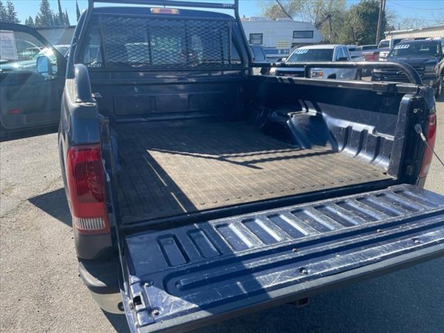 2007 True Blue Clearcoat Metallic Ford F-250 Super Duty Lariat (1FTSW21P37E) with an 6.0L 6.0L Turbo Diesel V8 OHV 32V Direct Injection engine, 5-Speed Automatic transmission, located at 800 Riverside Ave, Roseville, CA, 95678, 916-773-4549 & Toll Free: 866-719-4393, 38.732265, -121.291039 - DIESEL CREW CAB 4X4 FX4 LARIAT LOW MILES MOON ROOF ONE OWNER CLEAN CARFAX - Photo#9