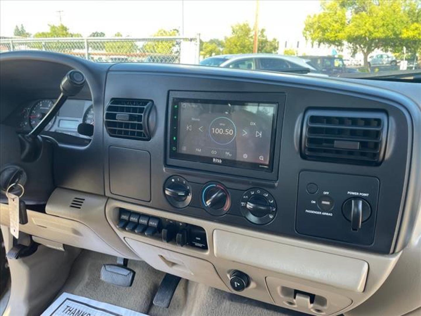 2007 Arizona Beige Clearcoat Metallic Ford F-350 Super Duty XLT (1FTWX30P47E) with an 6.0L 6.0L Turbo Diesel V8 OHV 32V Direct Injection engine, 5-Speed Automatic transmission, located at 800 Riverside Ave, Roseville, CA, 95678, 916-773-4549 & Toll Free: 866-719-4393, 38.732265, -121.291039 - DIESEL SUPER CAB XLT CLEAN CARFAX - Photo#13