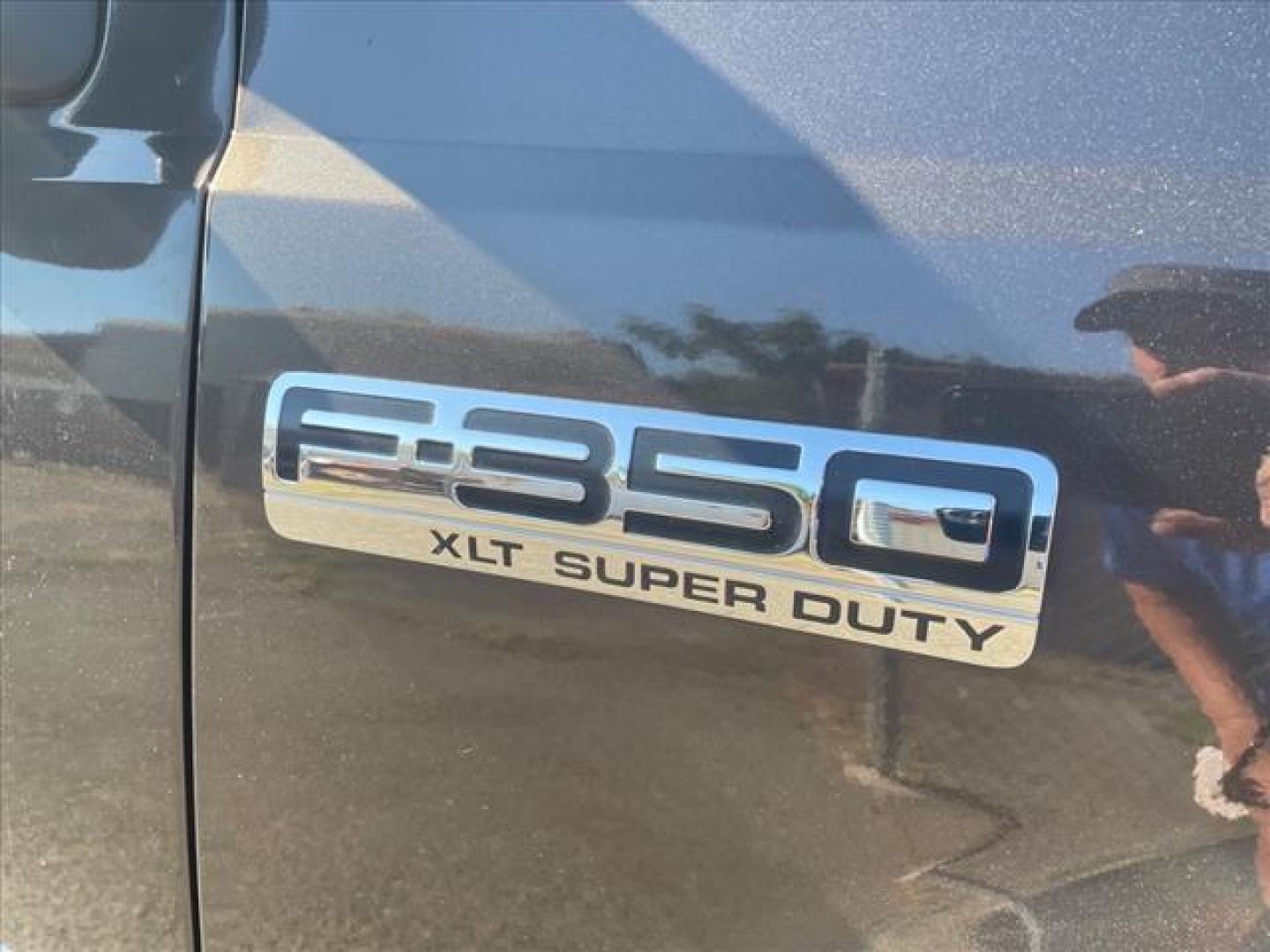 2007 Arizona Beige Clearcoat Metallic Ford F-350 Super Duty XLT (1FTWX30P47E) with an 6.0L 6.0L Turbo Diesel V8 OHV 32V Direct Injection engine, 5-Speed Automatic transmission, located at 800 Riverside Ave, Roseville, CA, 95678, 916-773-4549 & Toll Free: 866-719-4393, 38.732265, -121.291039 - DIESEL SUPER CAB XLT CLEAN CARFAX - Photo#14