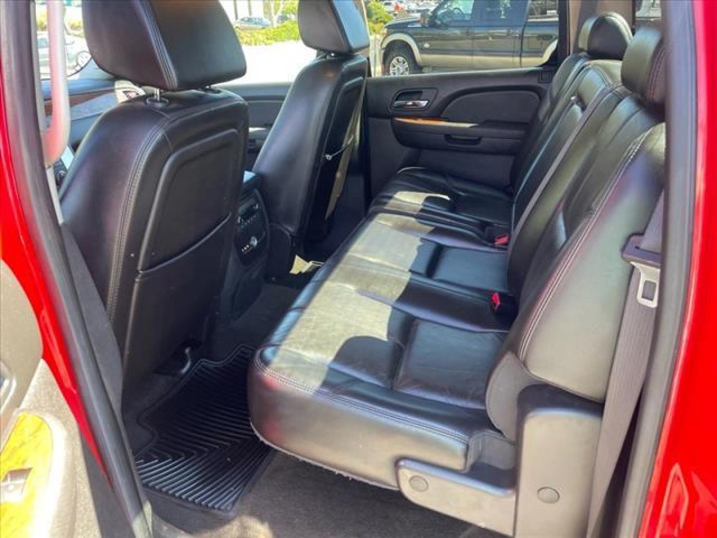 2007 Fire Red GMC Sierra 1500 SLT (2GTFK13Y871) with an 6.0L VortecMAX 6.0L V8 367hp 375ft. lbs. Other engine, 4-Speed Automatic transmission, located at 800 Riverside Ave, Roseville, CA, 95678, 916-773-4549 & Toll Free: 866-719-4393, 38.732265, -121.291039 - 4X4 CREW CAB SLT VORTEC MAX LOW MILES ONE OWNER SERVICE RECORDS - Photo#14
