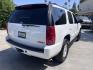 2007 White /Gray GMC Yukon SLE-1 2WD (1GKFC13J47J) with an 5.3L V8 OHV 16V engine, 4-Speed Automatic Overdrive transmission, located at 30 S. Berkeley Avenue, Pasadena, CA, 91107, (626) 248-7567, 34.145447, -118.109398 - 2007 GMC Yukon SLT – 3rd Row SUV – $995 Down – Buy Here Pay Here – Bad Credit OK – Crown City Motors – Pasadena, CA Need a full-size SUV with space for the whole family, rugged performance, and a touch of luxury? Check out this 2007 GMC Yukon SLT, available now at Crown City Motors in - Photo#4