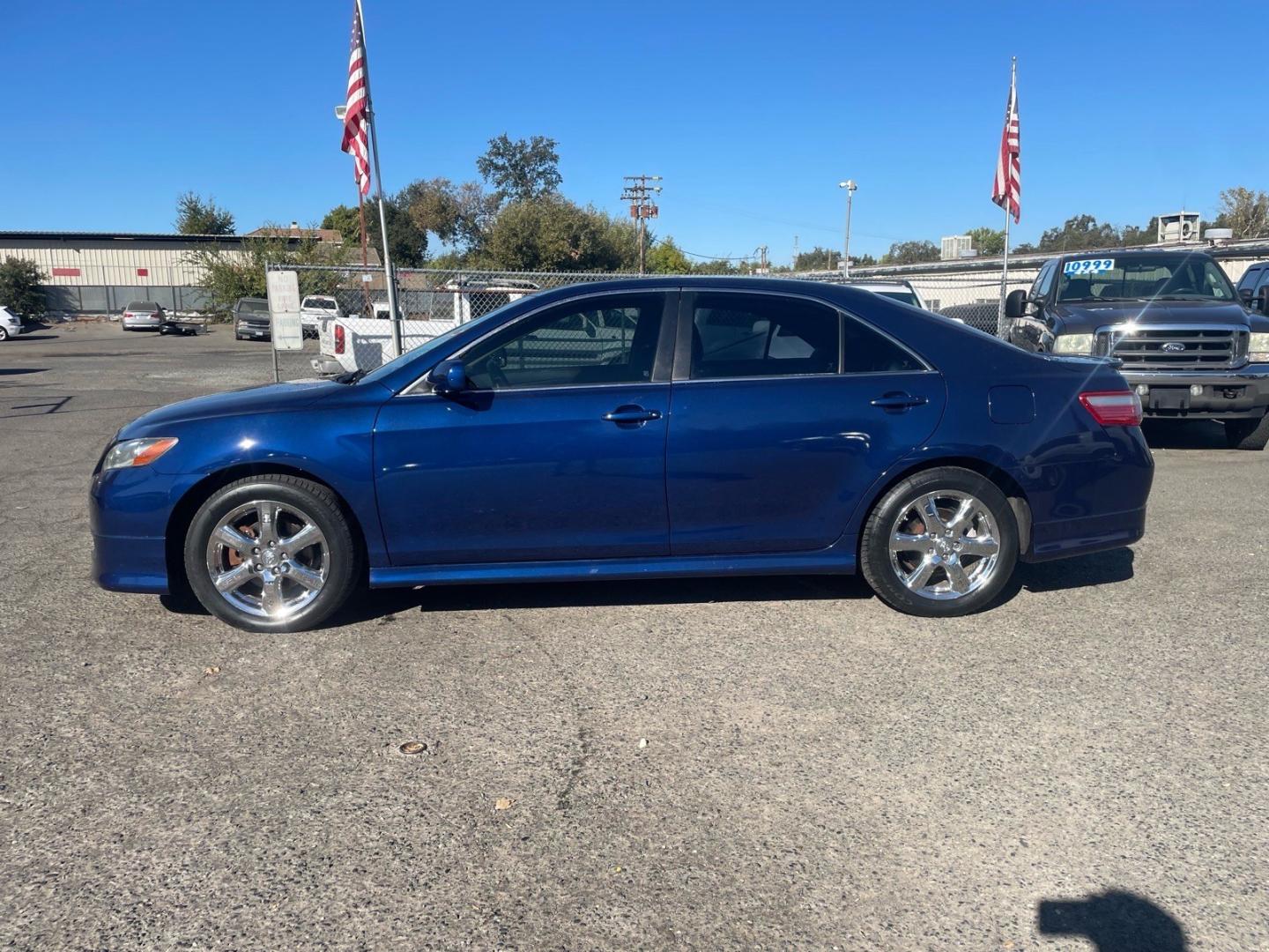 2007 Blue Ribbon Metallic Toyota Camry SE V6 (4T1BK46K17U) with an 3.5L 3.5L V6 268hp 248ft. lbs. Other engine, 6-Speed Shiftable Automatic transmission, located at 800 Riverside Ave, Roseville, CA, 95678, 916-773-4549 & Toll Free: 866-719-4393, 38.732265, -121.291039- Photo#1