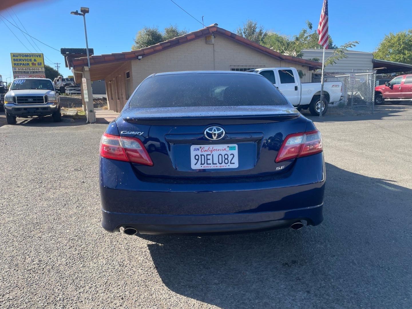 2007 Blue Ribbon Metallic Toyota Camry SE V6 (4T1BK46K17U) with an 3.5L 3.5L V6 268hp 248ft. lbs. Other engine, 6-Speed Shiftable Automatic transmission, located at 800 Riverside Ave, Roseville, CA, 95678, 916-773-4549 & Toll Free: 866-719-4393, 38.732265, -121.291039- Photo#3