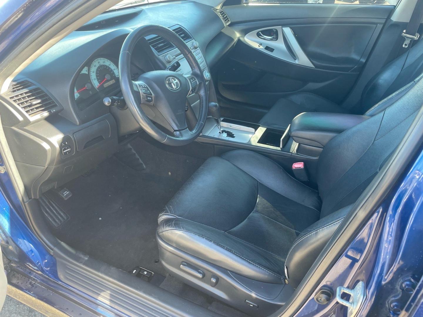 2007 Blue Ribbon Metallic Toyota Camry SE V6 (4T1BK46K17U) with an 3.5L 3.5L V6 268hp 248ft. lbs. Other engine, 6-Speed Shiftable Automatic transmission, located at 800 Riverside Ave, Roseville, CA, 95678, 916-773-4549 & Toll Free: 866-719-4393, 38.732265, -121.291039- Photo#8