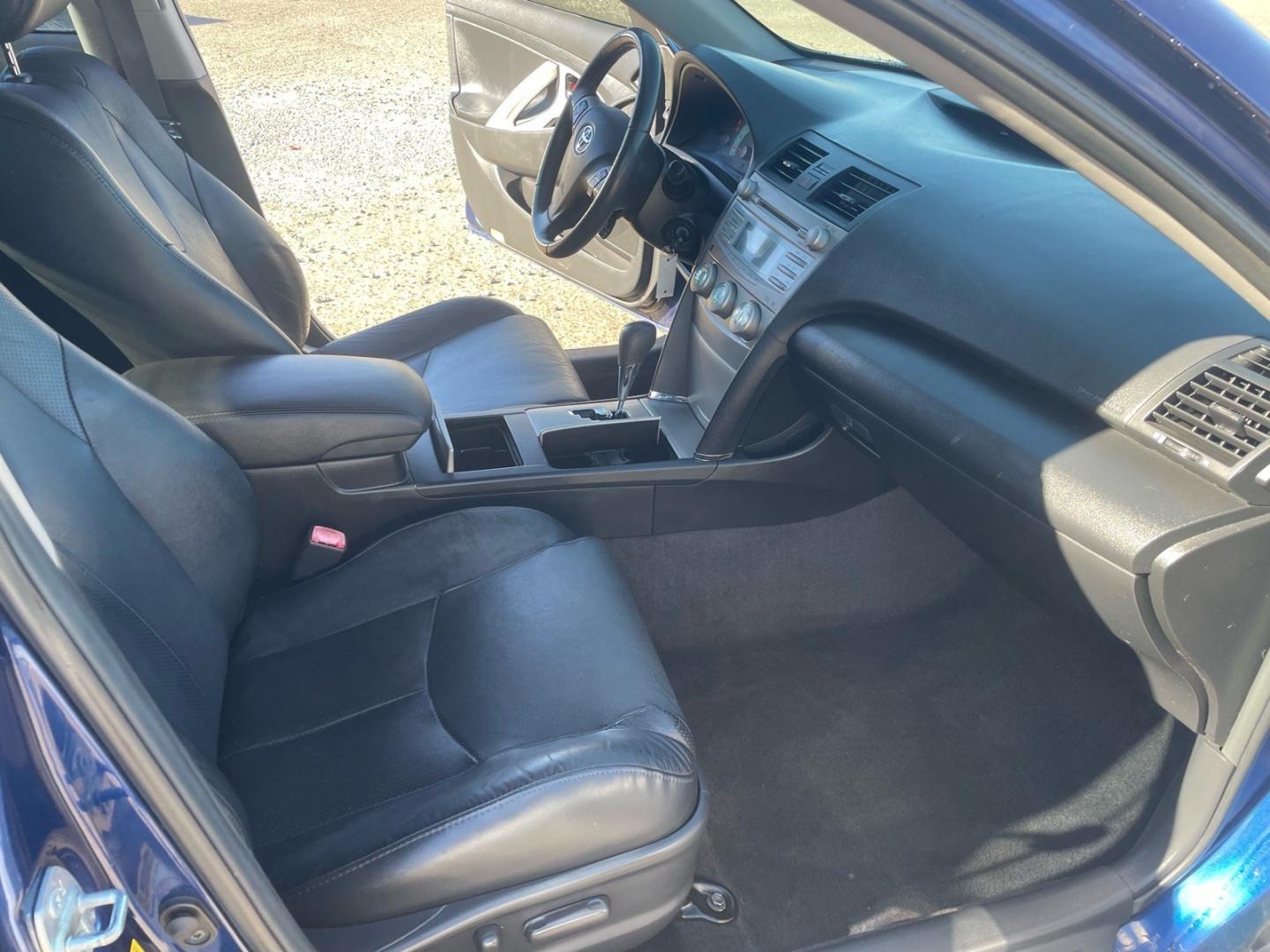 2007 Blue Ribbon Metallic Toyota Camry SE V6 (4T1BK46K17U) with an 3.5L 3.5L V6 268hp 248ft. lbs. Other engine, 6-Speed Shiftable Automatic transmission, located at 800 Riverside Ave, Roseville, CA, 95678, 916-773-4549 & Toll Free: 866-719-4393, 38.732265, -121.291039- Photo#12