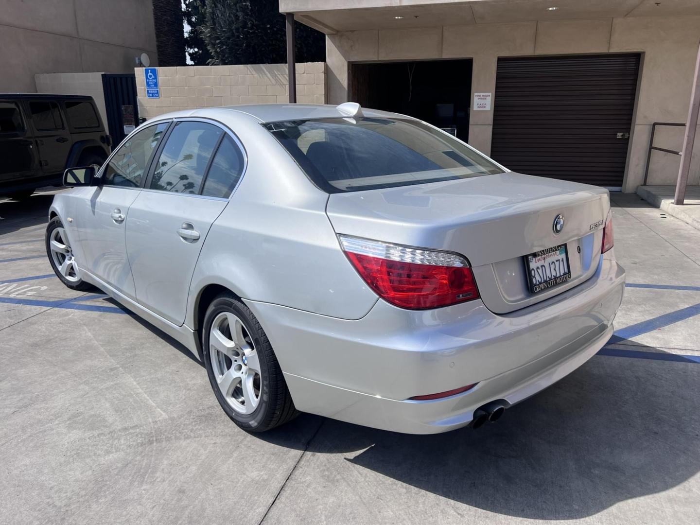 2008 Silver Metallic /Black BMW 5-Series 535i (WBANW13588C) with an 3.0L L6 DOHC 24V engine, Automatic transmission, located at 30 S. Berkeley Avenue, Pasadena, CA, 91107, (626) 248-7567, 34.145447, -118.109398 - Low Miles! Leather seats! Moon-roof! This 2008 BMW 5-Series 535i has been well maintained and it looks and drives good. - Photo#1