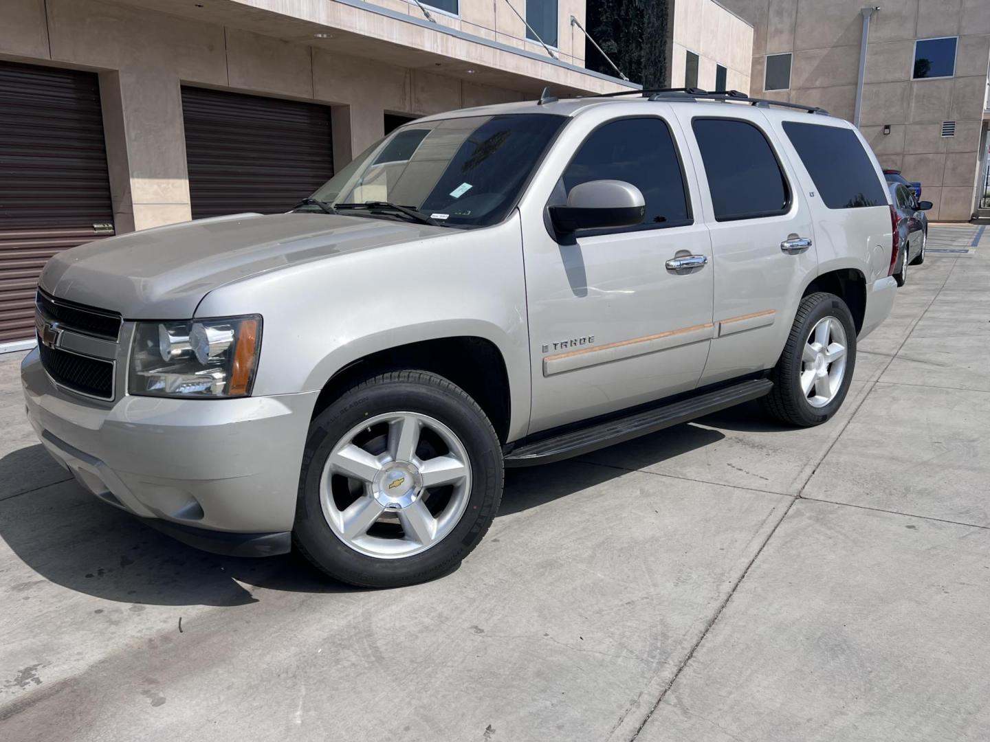 2008 Chevrolet Tahoe LS 2WD (1GNFC13008R) with an 5.3L V8 OHV 16V FFV engine, 4-Speed Automatic Overdrive transmission, located at 30 S. Berkeley Avenue, Pasadena, CA, 91107, (626) 248-7567, 34.145447, -118.109398 - 2008 Chevrolet Tahoe LT – Buy Here Pay Here – $995 Down – Bad Credit OK – Crown City Motors Pasadena Looking for a powerful and spacious SUV that’s affordable and reliable? Discover the 2008 Chevrolet Tahoe LT, available now at Crown City Motors in Pasadena with Buy Here Pay Here financin - Photo#0