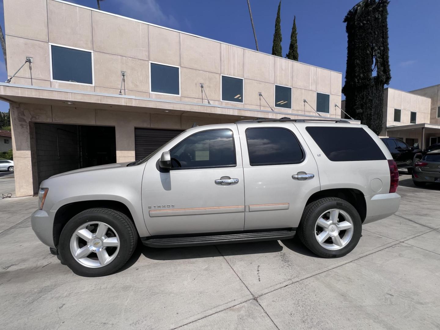 2008 Chevrolet Tahoe LS 2WD (1GNFC13008R) with an 5.3L V8 OHV 16V FFV engine, 4-Speed Automatic Overdrive transmission, located at 30 S. Berkeley Avenue, Pasadena, CA, 91107, (626) 248-7567, 34.145447, -118.109398 - 2008 Chevrolet Tahoe LT – Buy Here Pay Here – $995 Down – Bad Credit OK – Crown City Motors Pasadena Looking for a powerful and spacious SUV that’s affordable and reliable? Discover the 2008 Chevrolet Tahoe LT, available now at Crown City Motors in Pasadena with Buy Here Pay Here financin - Photo#1