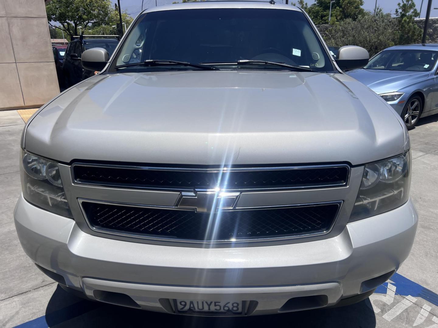 2008 Chevrolet Tahoe LS 2WD (1GNFC13008R) with an 5.3L V8 OHV 16V FFV engine, 4-Speed Automatic Overdrive transmission, located at 30 S. Berkeley Avenue, Pasadena, CA, 91107, (626) 248-7567, 34.145447, -118.109398 - 2008 Chevrolet Tahoe LT – Buy Here Pay Here – $995 Down – Bad Credit OK – Crown City Motors Pasadena Looking for a powerful and spacious SUV that’s affordable and reliable? Discover the 2008 Chevrolet Tahoe LT, available now at Crown City Motors in Pasadena with Buy Here Pay Here financin - Photo#12