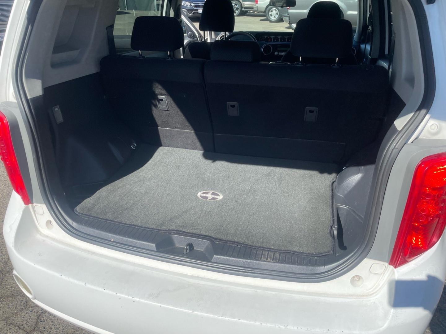 2008 Super White Scion xB Base (JTLKE50E081) with an 2.4L 2.4L I4 158hp 162ft. lbs. Sequential Electronic Fuel Injection engine, 4-Speed Automatic transmission, located at 800 Riverside Ave, Roseville, CA, 95678, 916-773-4549 & Toll Free: 866-719-4393, 38.732265, -121.291039 - CLEAN CARFAX- Photo#8