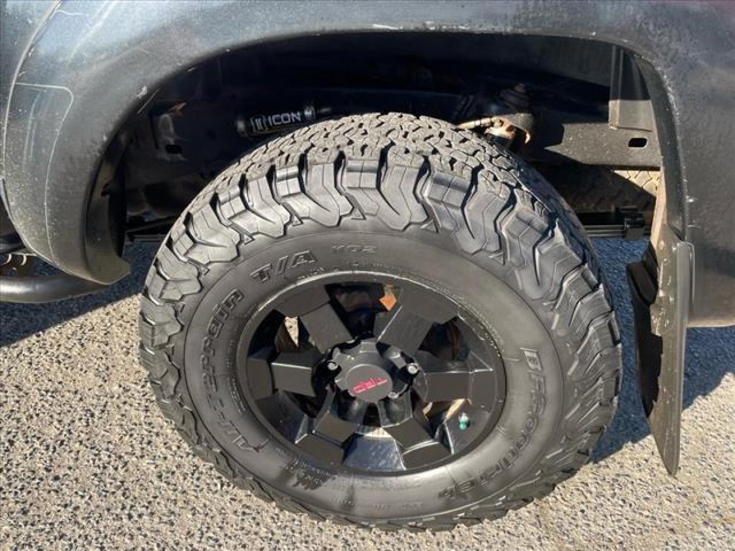 2008 Black Sand Pearl Toyota Tacoma V6 (5TELU42N88Z) with an 4.0L 4.0L V6 236hp 266ft. lbs. Sequential Electronic Fuel Injection engine, 6-Speed Manual transmission, located at 800 Riverside Ave, Roseville, CA, 95678, 916-773-4549 & Toll Free: 866-719-4393, 38.732265, -121.291039 - 4X4 DOUBLE CAB - Photo#6
