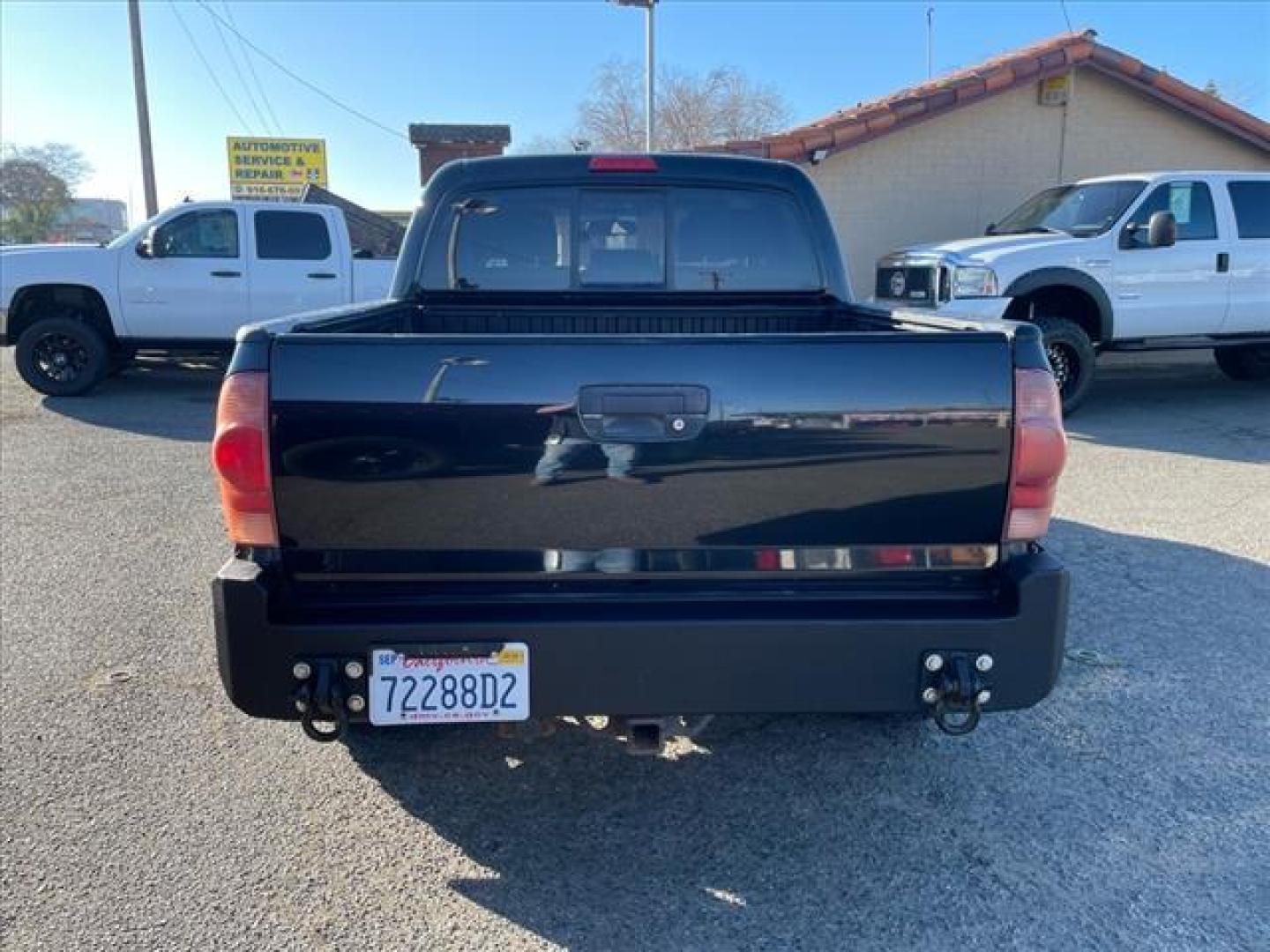 2008 Black Sand Pearl Toyota Tacoma V6 (5TELU42N88Z) with an 4.0L 4.0L V6 236hp 266ft. lbs. Sequential Electronic Fuel Injection engine, 6-Speed Manual transmission, located at 800 Riverside Ave, Roseville, CA, 95678, 916-773-4549 & Toll Free: 866-719-4393, 38.732265, -121.291039 - 4X4 DOUBLE CAB - Photo#8