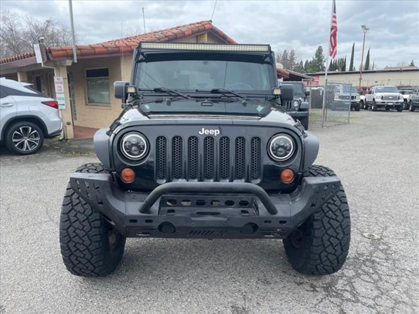 2009 Black Clear Coat Jeep Wrangler X (1J4FA24149L) with an 3.8L 3.8L V6 202hp 237ft. lbs. Sequential Multiport Fuel Injection engine, 6-Speed Manual transmission, located at 800 Riverside Ave, Roseville, CA, 95678, 916-773-4549 & Toll Free: 866-719-4393, 38.732265, -121.291039 - 4X4 LOW MILES 6 SPEED MANUAL NEW TIRES CLEAN CARFAX - Photo#7