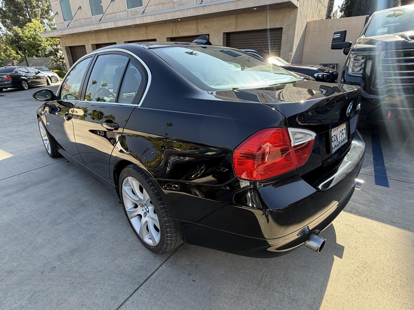 2010 /Tan BMW 3-Series 335i Coupe (WBAWB7C58AP) with an 3.0L L6 DOHC 24V engine, Automatic transmission, located at 30 S. Berkeley Avenue, Pasadena, CA, 91107, (626) 248-7567, 34.145447, -118.109398 - New tires! Twin Turbo! Leather Seats! Navigation! This 2010 BMW 3-Series 335i Coupe looks and drives good. - Photo#2