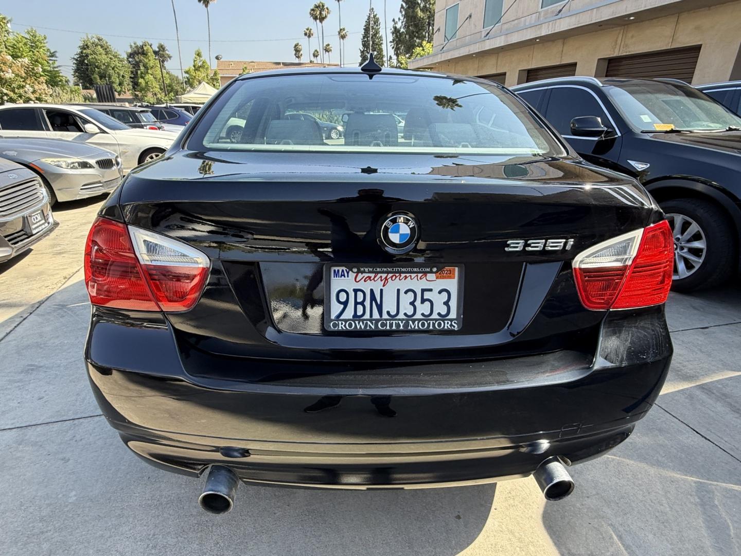 2010 /Tan BMW 3-Series 335i Coupe (WBAWB7C58AP) with an 3.0L L6 DOHC 24V engine, Automatic transmission, located at 30 S. Berkeley Avenue, Pasadena, CA, 91107, (626) 248-7567, 34.145447, -118.109398 - New tires! Twin Turbo! Leather Seats! Navigation! This 2010 BMW 3-Series 335i Coupe looks and drives good. - Photo#3