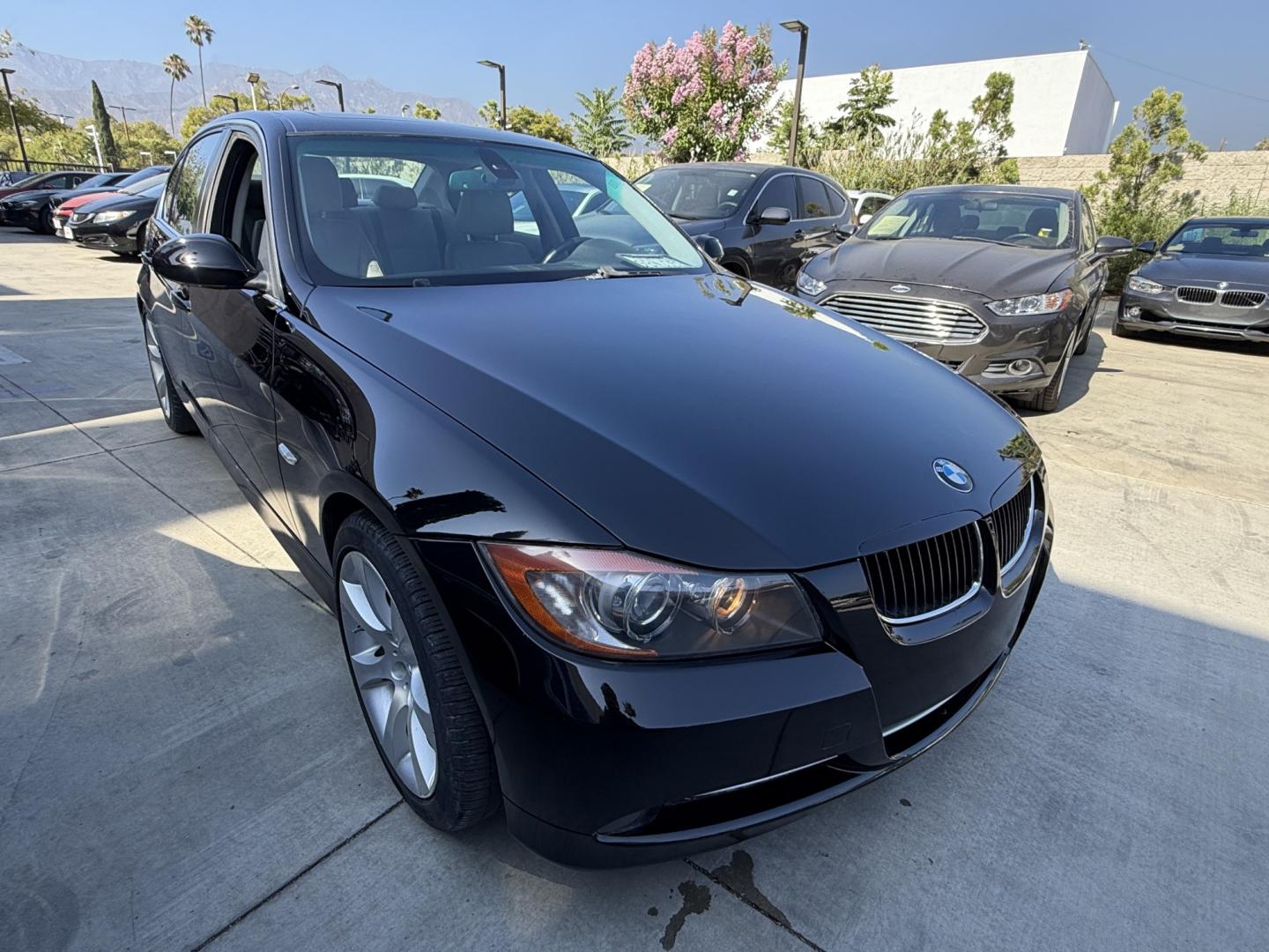 2010 /Tan BMW 3-Series 335i Coupe (WBAWB7C58AP) with an 3.0L L6 DOHC 24V engine, Automatic transmission, located at 30 S. Berkeley Avenue, Pasadena, CA, 91107, (626) 248-7567, 34.145447, -118.109398 - New tires! Twin Turbo! Leather Seats! Navigation! This 2010 BMW 3-Series 335i Coupe looks and drives good. - Photo#5
