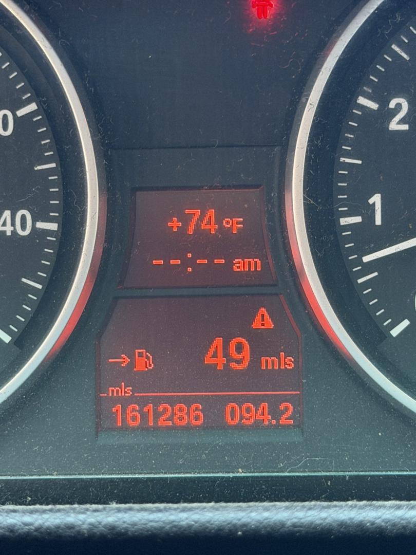 2010 /Tan BMW 3-Series 335i Coupe (WBAWB7C58AP) with an 3.0L L6 DOHC 24V engine, Automatic transmission, located at 30 S. Berkeley Avenue, Pasadena, CA, 91107, (626) 248-7567, 34.145447, -118.109398 - New tires! Twin Turbo! Leather Seats! Navigation! This 2010 BMW 3-Series 335i Coupe looks and drives good. - Photo#7