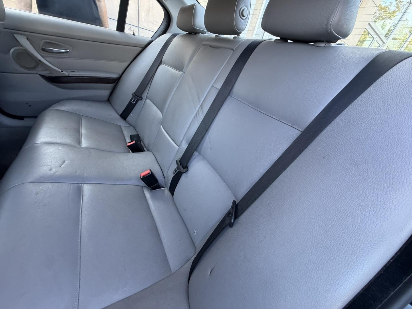 2010 /Tan BMW 3-Series 335i Coupe (WBAWB7C58AP) with an 3.0L L6 DOHC 24V engine, Automatic transmission, located at 30 S. Berkeley Avenue, Pasadena, CA, 91107, (626) 248-7567, 34.145447, -118.109398 - New tires! Twin Turbo! Leather Seats! Navigation! This 2010 BMW 3-Series 335i Coupe looks and drives good. - Photo#9