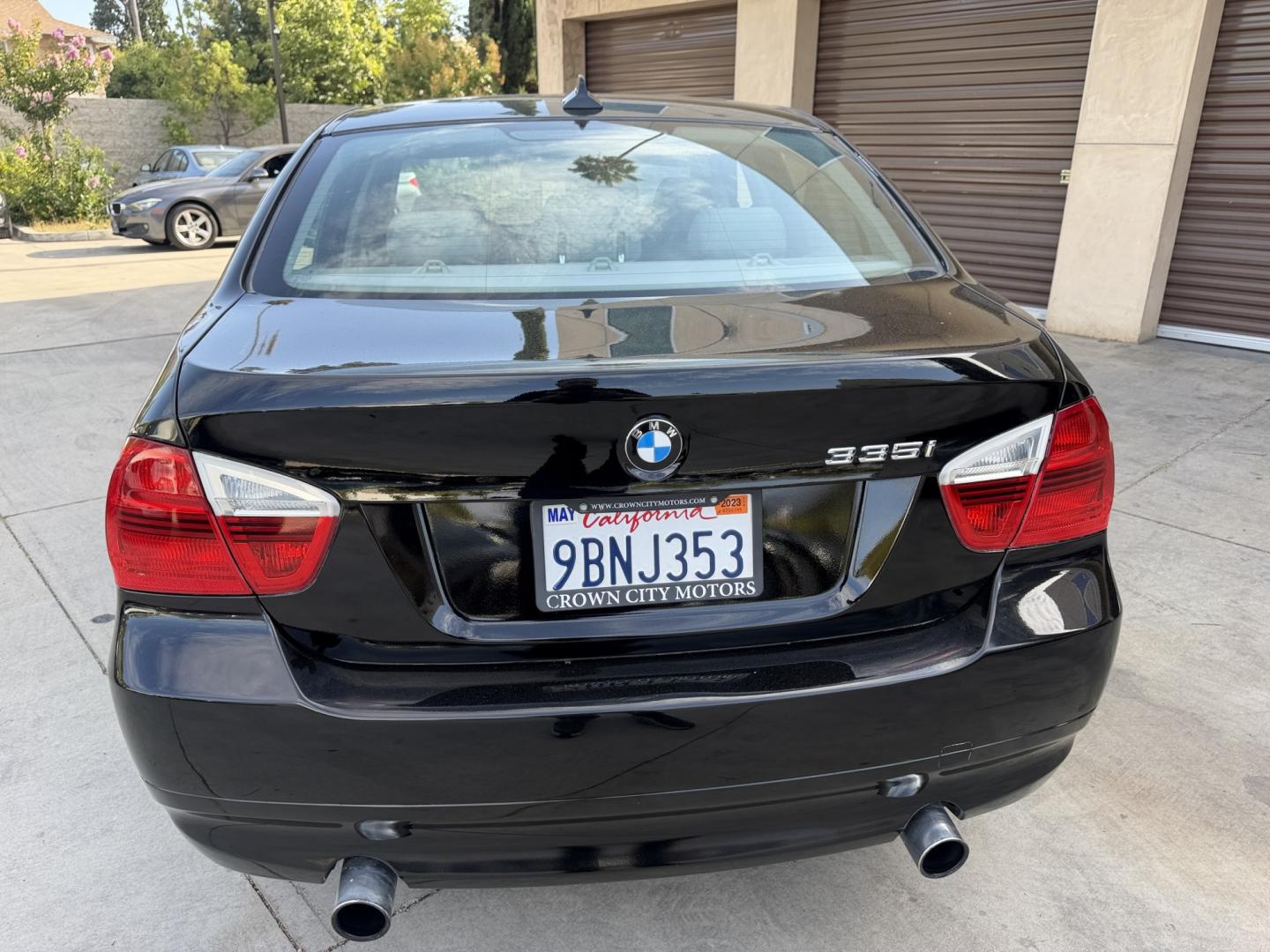 2010 /Tan BMW 3-Series 335i Coupe (WBAWB7C58AP) with an 3.0L L6 DOHC 24V engine, Automatic transmission, located at 30 S. Berkeley Avenue, Pasadena, CA, 91107, (626) 248-7567, 34.145447, -118.109398 - New tires! Twin Turbo! Leather Seats! Navigation! This 2010 BMW 3-Series 335i Coupe looks and drives good.- Photo#3