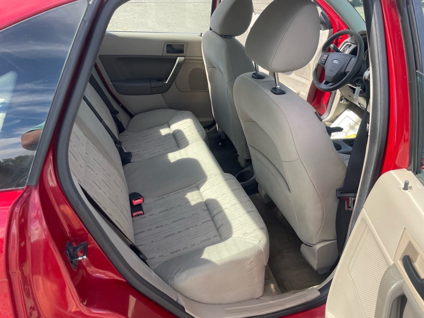 2010 Sangria Red Metallic Ford Focus SE (1FAHP3FN5AW) with an 2.0L 2.0L I4 140hp 136ft. lbs. Sequential Multiport Fuel Injection engine, 4-Speed Automatic transmission, located at 800 Riverside Ave, Roseville, CA, 95678, 916-773-4549 & Toll Free: 866-719-4393, 38.732265, -121.291039 - SE LOW MILES NEW TIRES CLEAN CARFAX- Photo#12