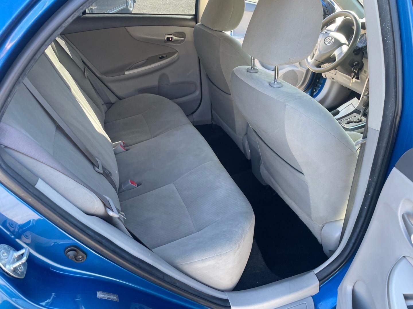 2010 Blue Streak Metallic Toyota Corolla LE (1NXBU4EE5AZ) with an 1.8L 1.8L I4 132hp 128ft. lbs. Sequential Multiport Fuel Injection engine, 4-Speed Automatic transmission, located at 800 Riverside Ave, Roseville, CA, 95678, 916-773-4549 & Toll Free: 866-719-4393, 38.732265, -121.291039- Photo#11